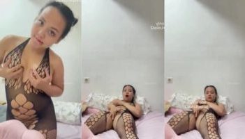 Nonton Film Potret Tante yang Biasa Kamu Entot Lagi Main Sendiri Terbaru
